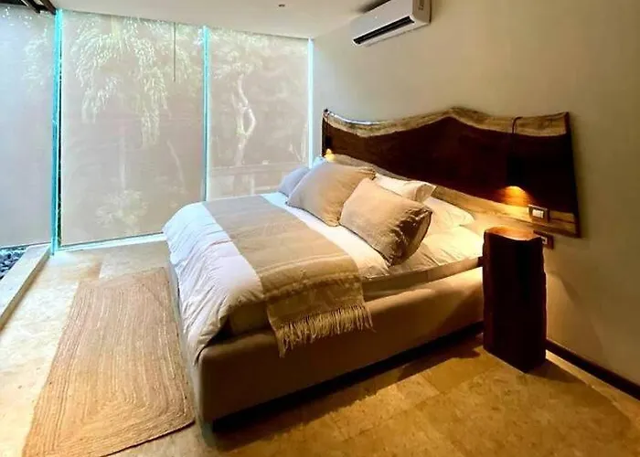 Toh, Riviera Maya Villa
