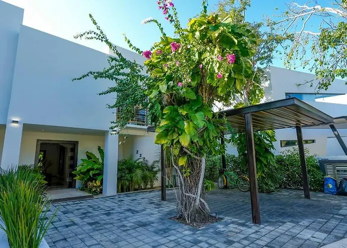 Toh, Riviera Maya Villa